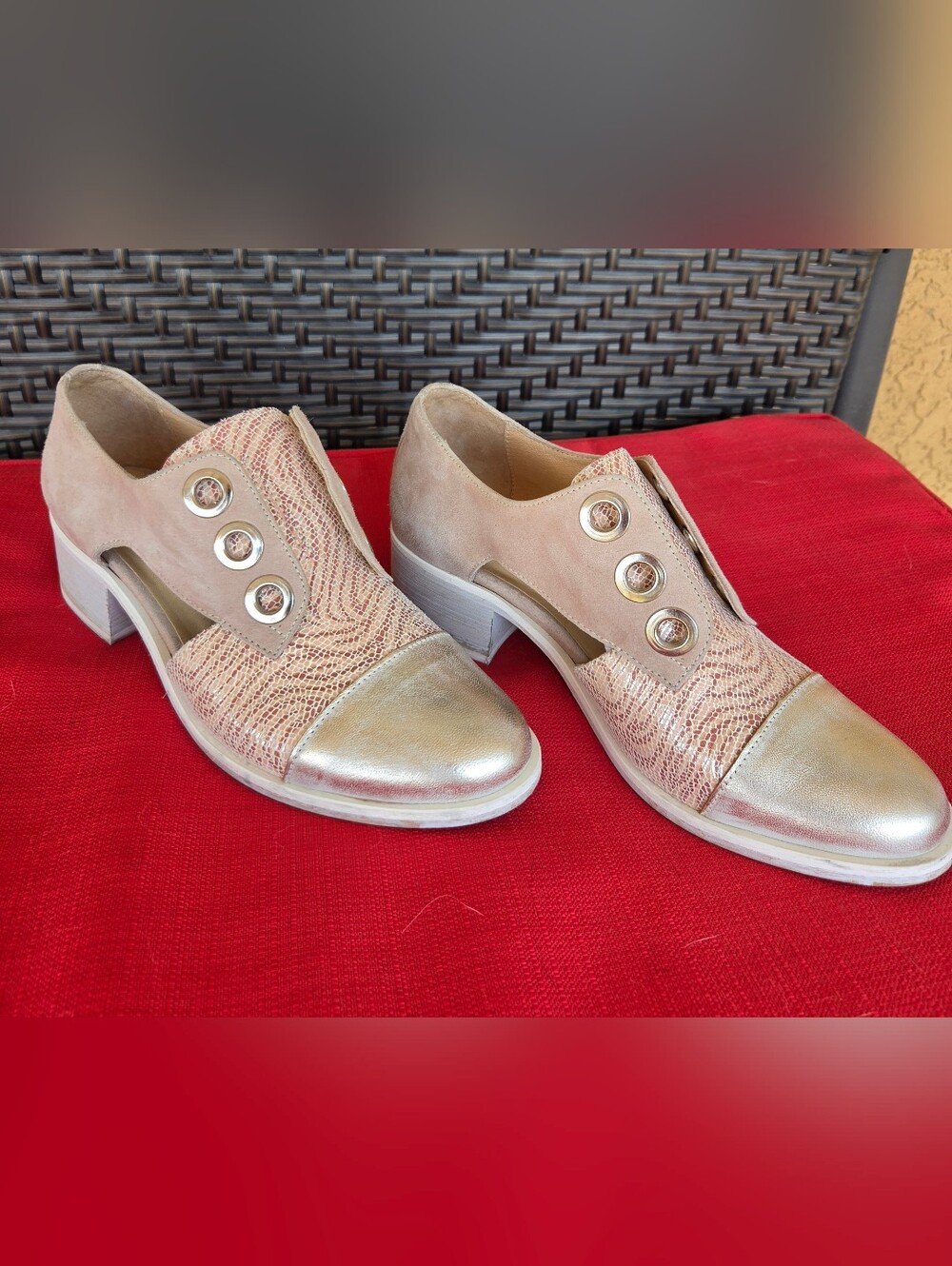 Unity In Diversity Oxford Shoe 39